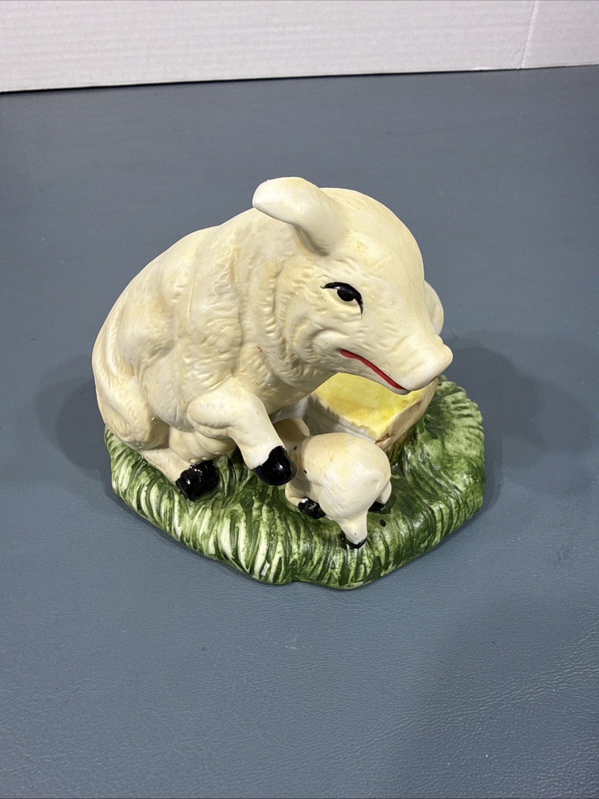 Vintage Porcelain Bisque Pig w/ Piglets Retro Vintage Figurine 4