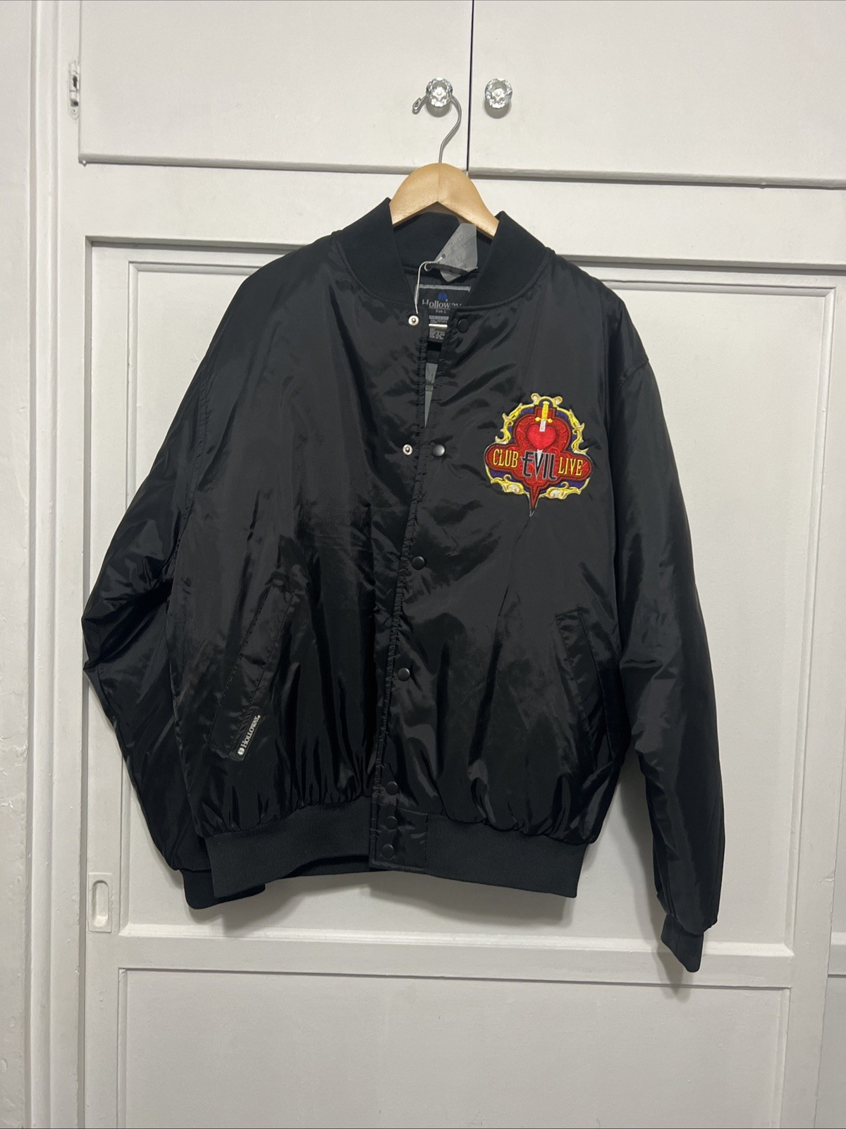 Disney's Hollywood Studios Club Evil Live Cast Member puffer jacket L Disney's Hollywood Studios Club Evil Live Cast Member puffer jacket L