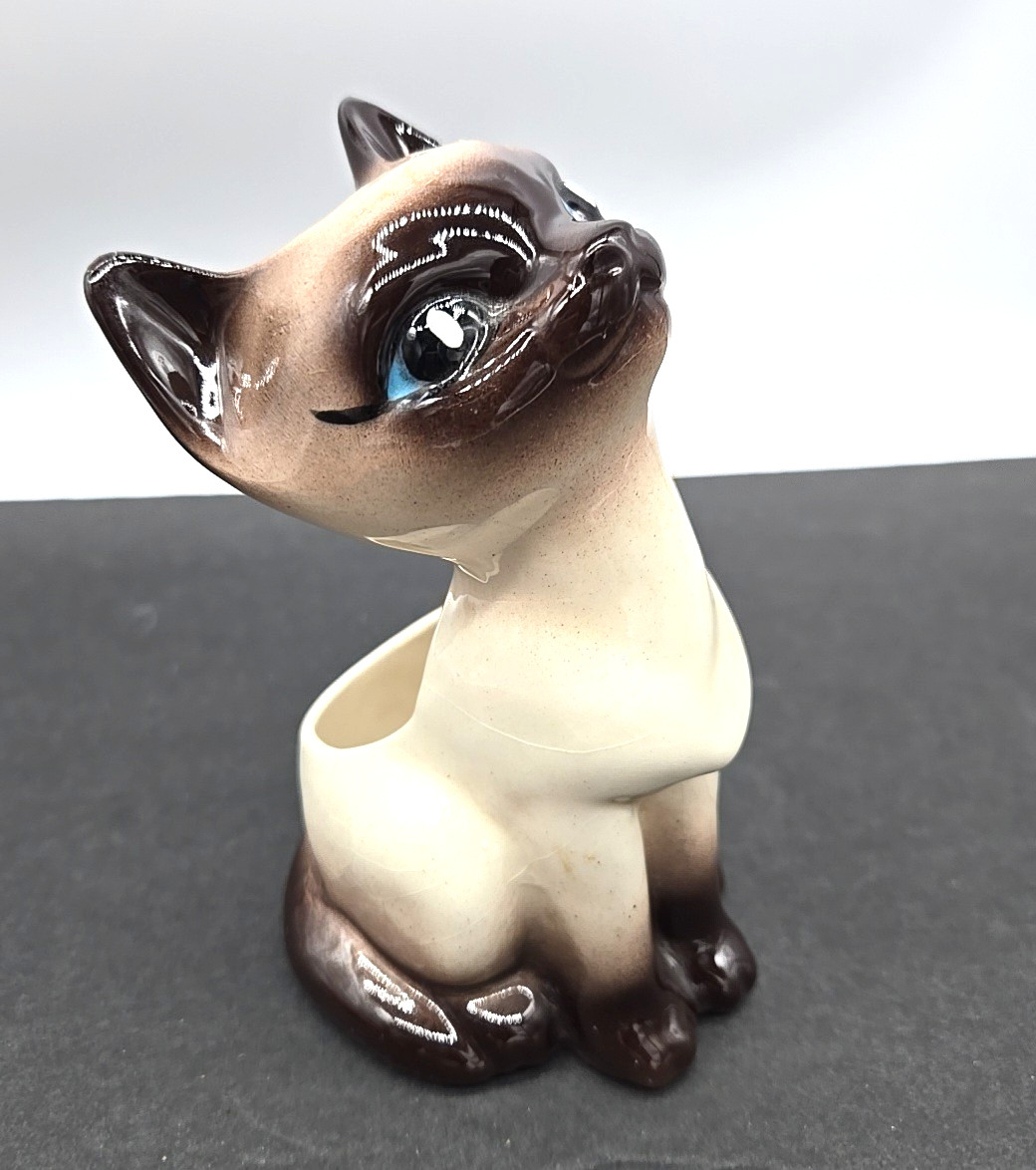 Vintage Siamese Cat Planter Figurine Blue Eyes Sitting Ceramic MCM 6.75\ Vintage Siamese Cat Planter Figurine Blue Eyes Sitting Ceramic MCM 6.75\