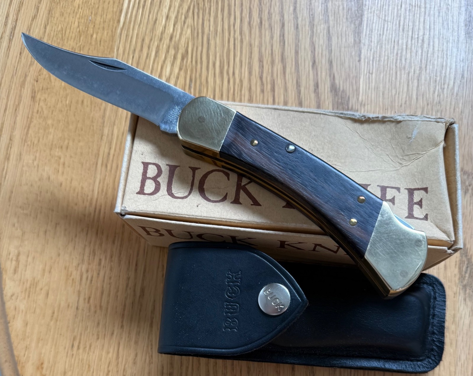 VINTAGE 1974-80 BUCK 110 KNIFE LIGHTLY USED IN BOX D2