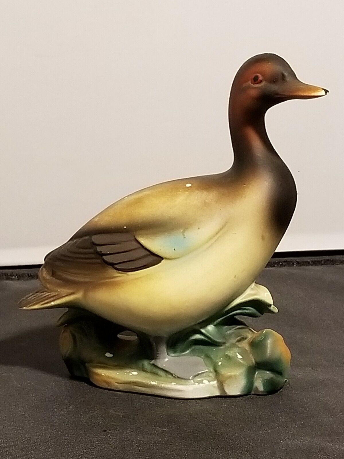 Beautiful Vintage Unmarked Porcelain Bird Brown Duck Figurine 5