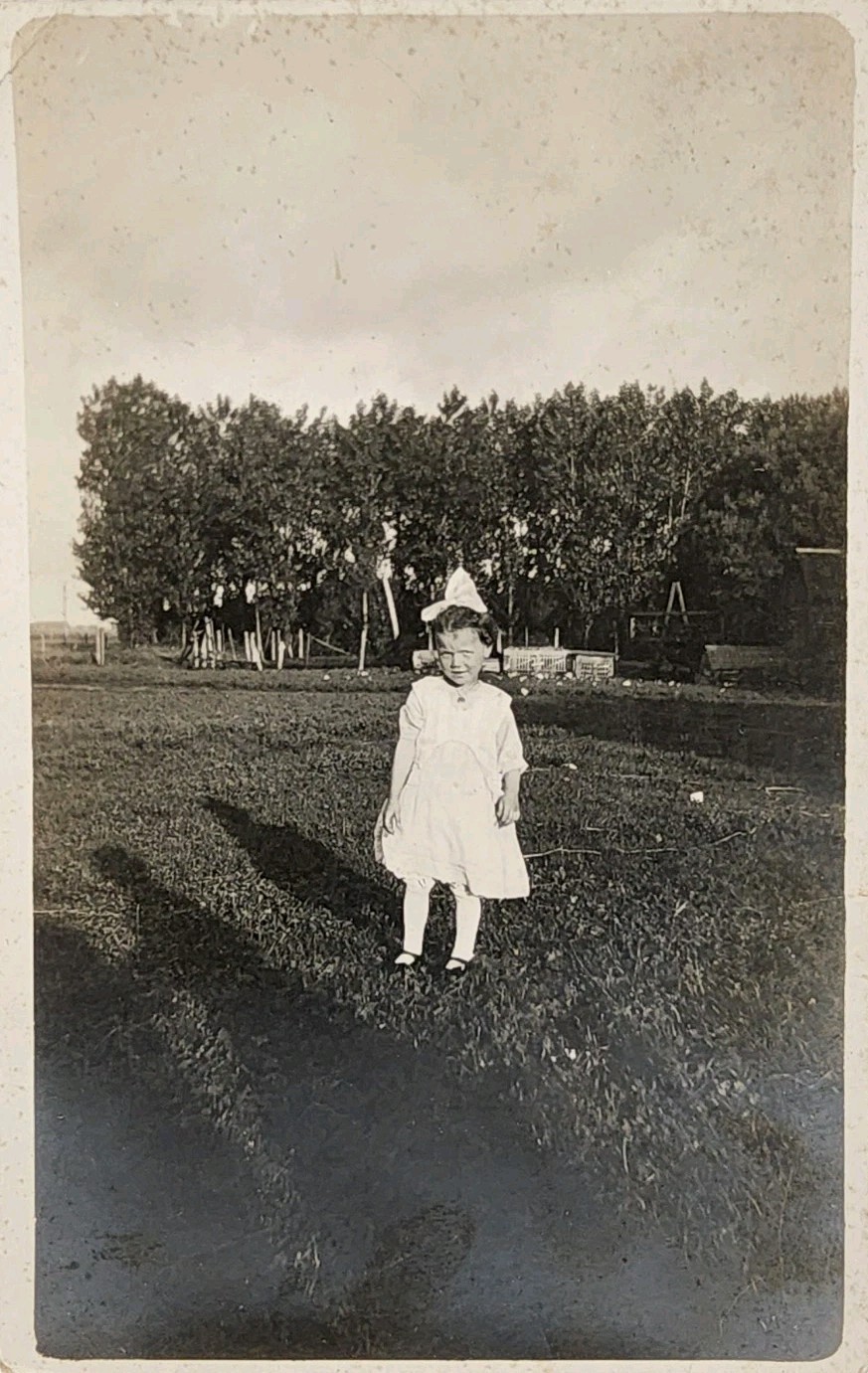 c1922 RPPC - Little Girl On The Family Farm ~ #-10313