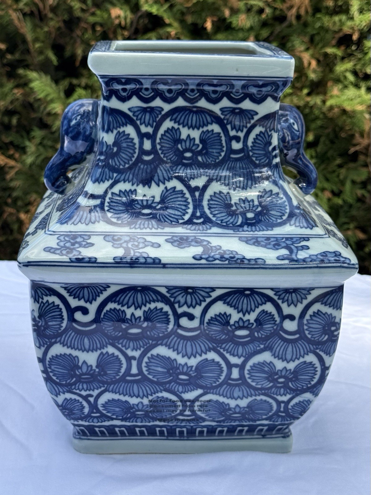 Chinoiserie Ballard Designs Blue/White Porcelain Square Vase Jar Elephant Handle