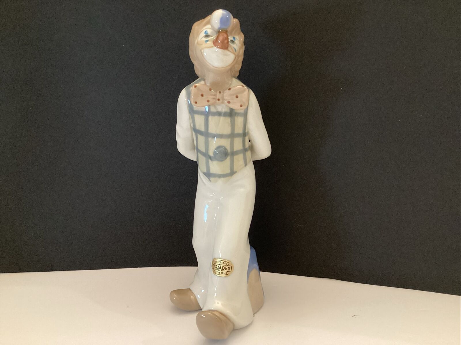 Casades Circus Clown  Statue Figurine.  Made In Spain And Stands 9.5” Tall