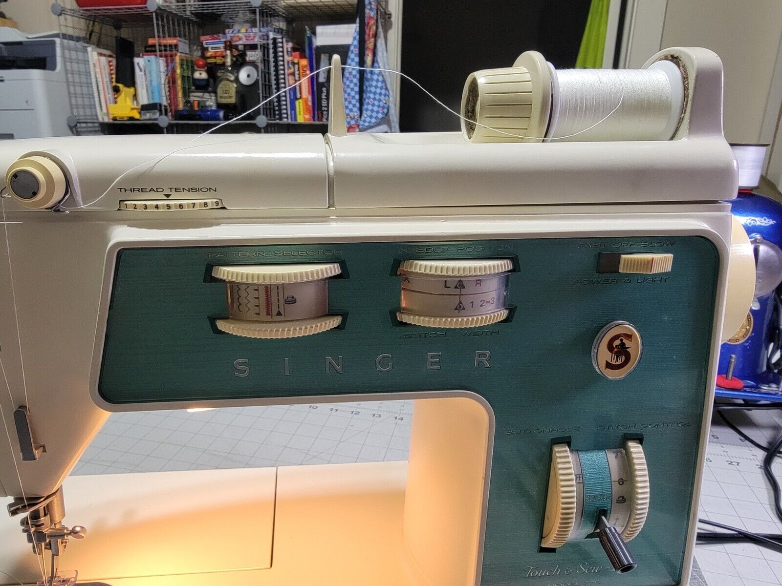 Singer 775 Sewing Machine, Mint, Serviced, Clean. With Accs, Cord, Manual. Case