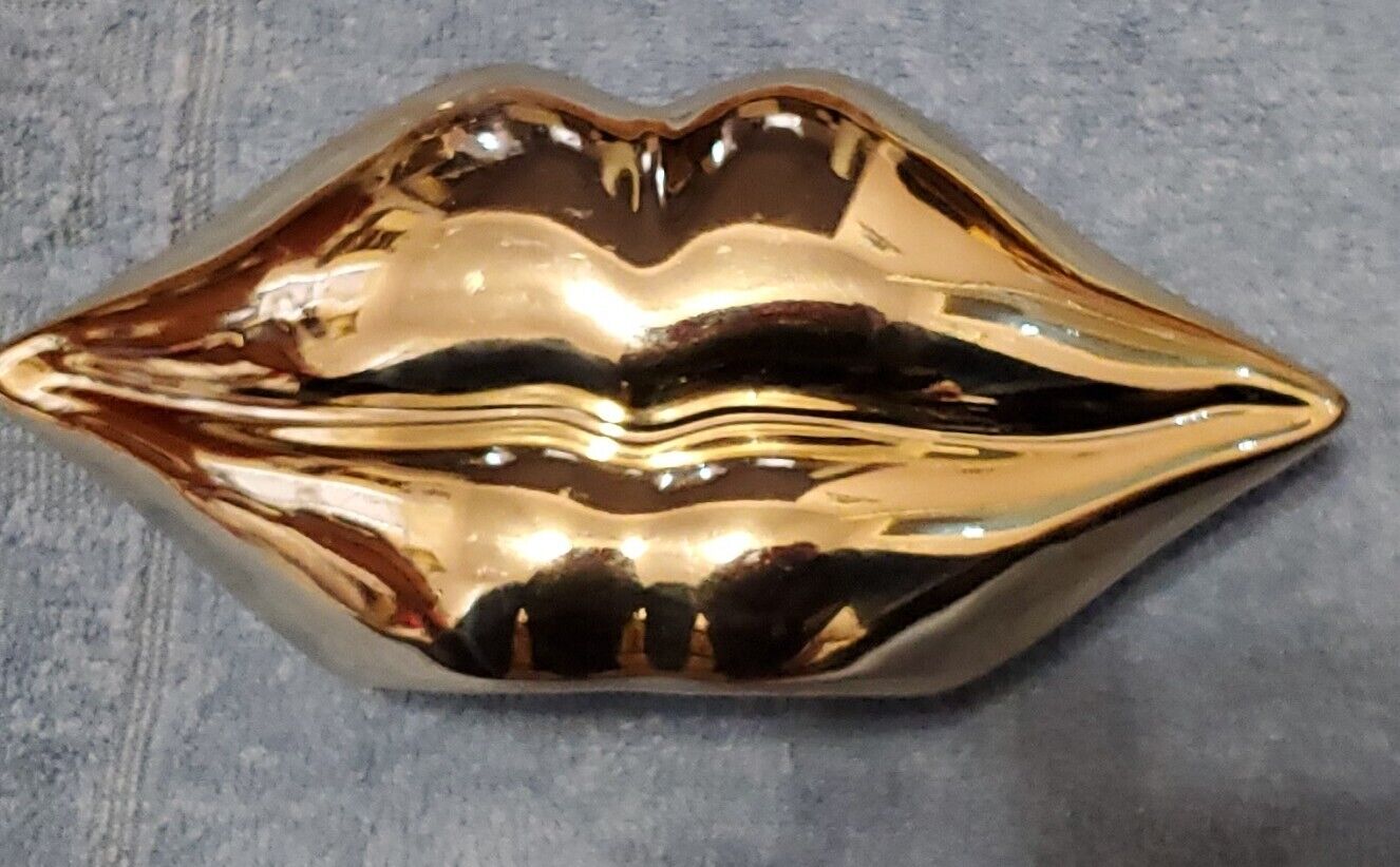 HOT GLOSSY GOLD LIPS Kiss Ceramic Glass Coin Bank 7\