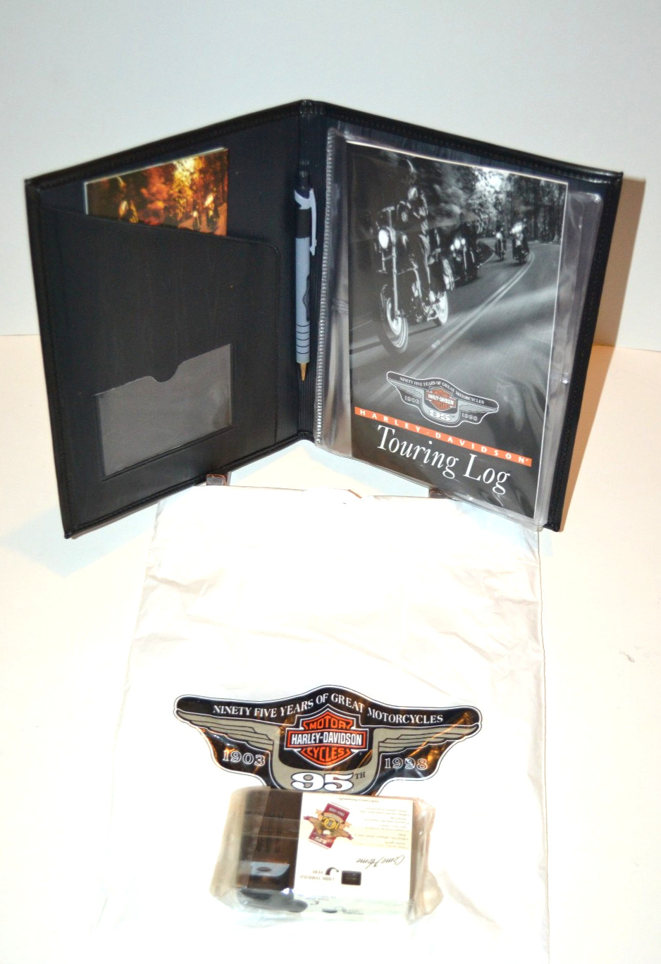 1998 Harley Davidson 95th Anniversary Promotional Touring Log / Photo Album New 1998 Harley Davidson 95th Anniversary Promotional Touring Log / Photo Album New