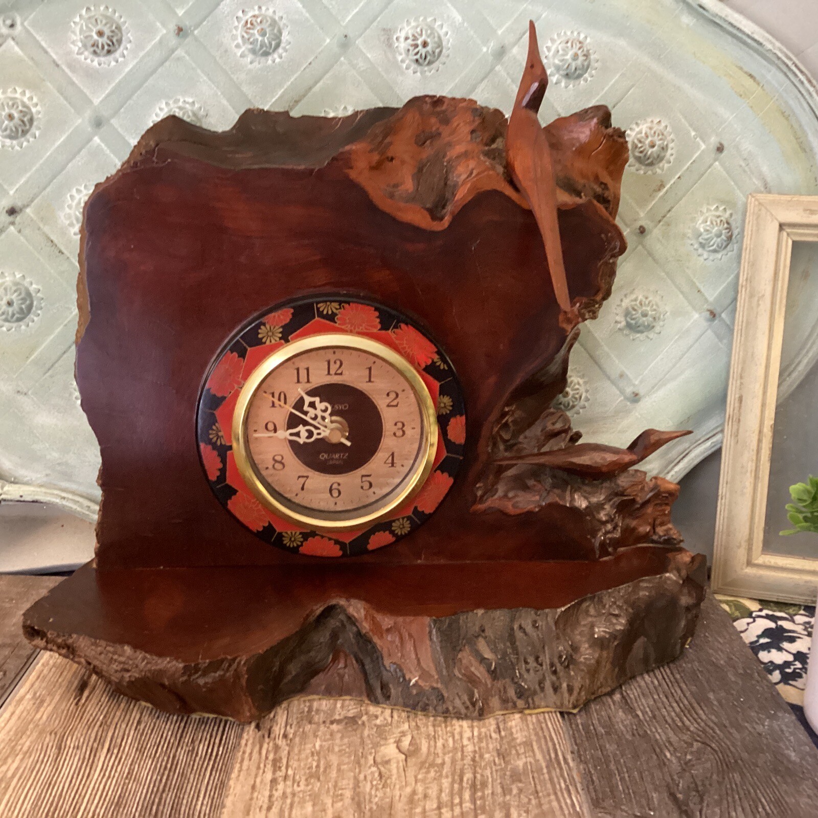 VINTAGE LIVE EDGE BURL WOOD Table Mantle CLOCK  Sea Birds Carved Mid Century Mod
