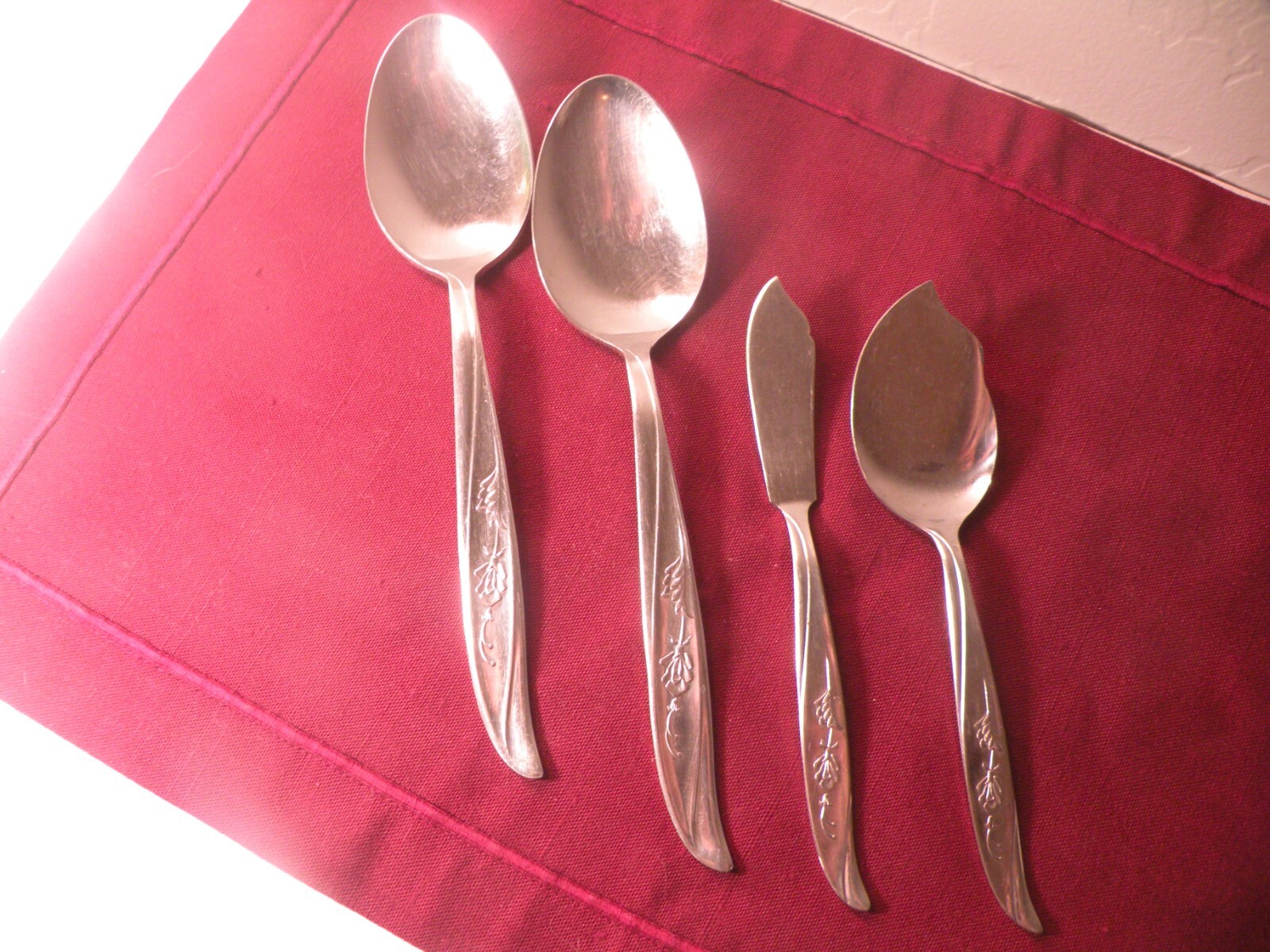 Castle Court Stainless Roseglow 2 Serving Spoons Master Butter Knife