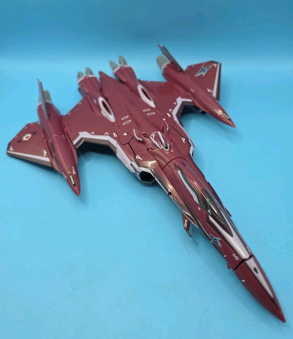 DX Chogokin Macross F VF-27 Gamma Lucifer Valkyrie Brera Sterne Bandai