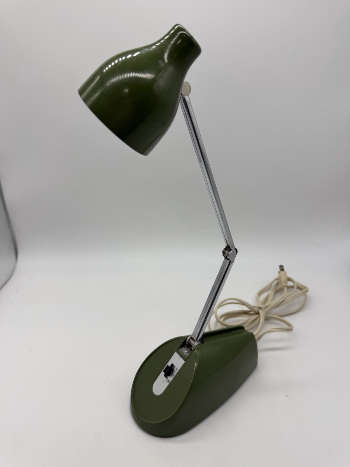 Vintage Hamilton Industries HC-18 Avocado Green MCM Folding Desk Lamp Working 