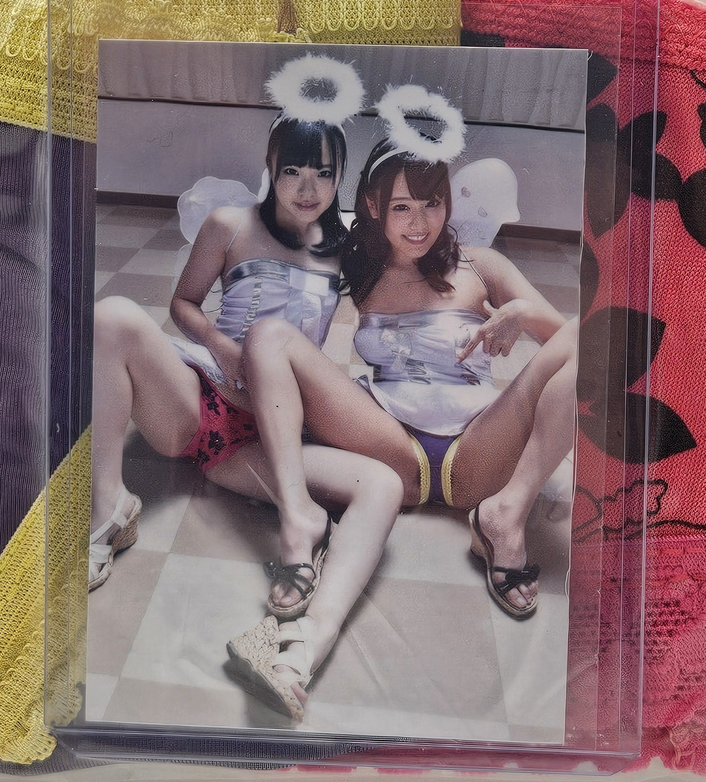 Mao Hamasaki and other actress photo and costume bottoms