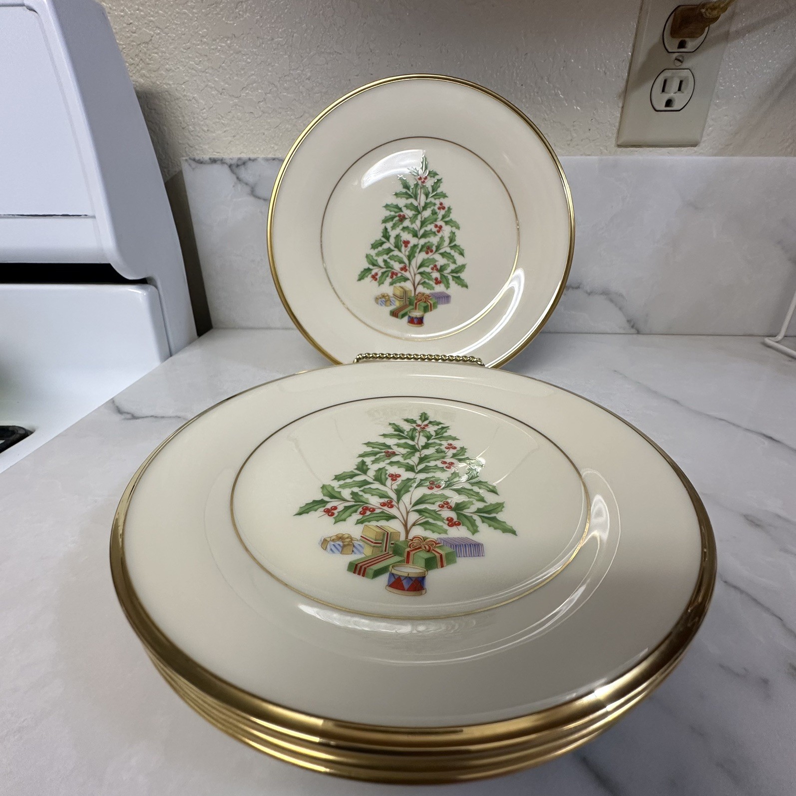 Lenox Dimension Holiday Tree 8 1/8” Salad Plates Porcelain set of 5.
