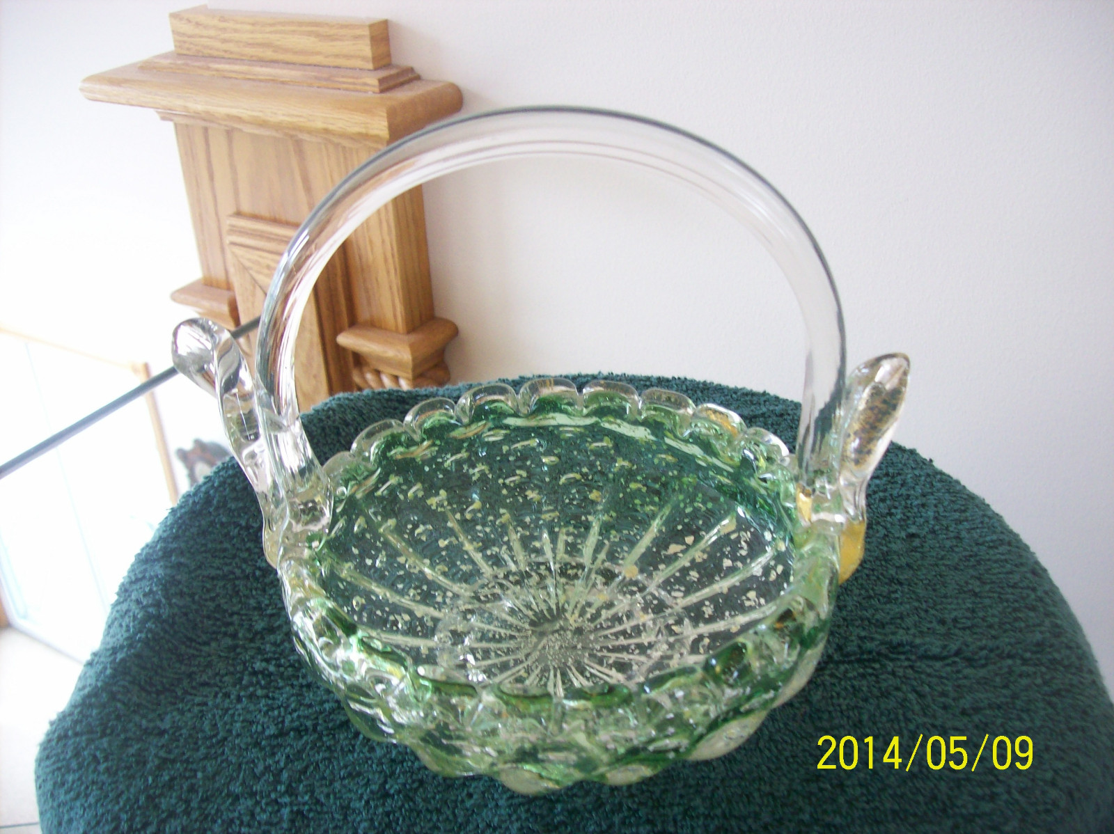 Murano Gold Flake Vtg, Handblown Green Art Glass Handled Basket Made In Italy Murano Gold Flake Vtg, Handblown Green Art Glass Handled Basket Made In Italy