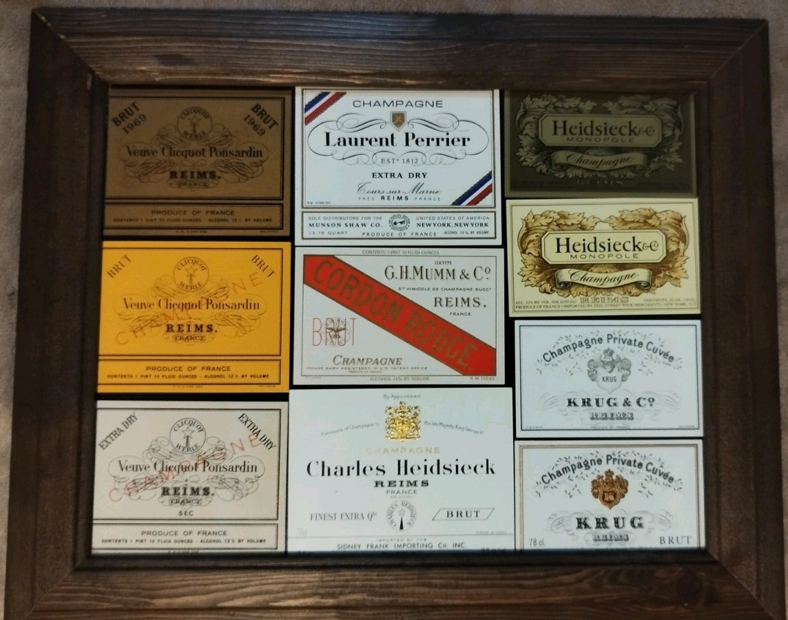 Lot Of 10 Vintage French Champagne Labels UNUSED NOS : Krug Veuve Clicquot Mumm