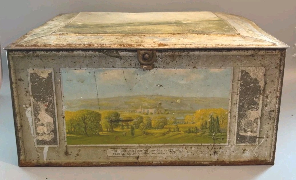 Antique 1924 Beech-Nut Christmas Tin Mohawk Valley Canajoharie NY Edward Gay