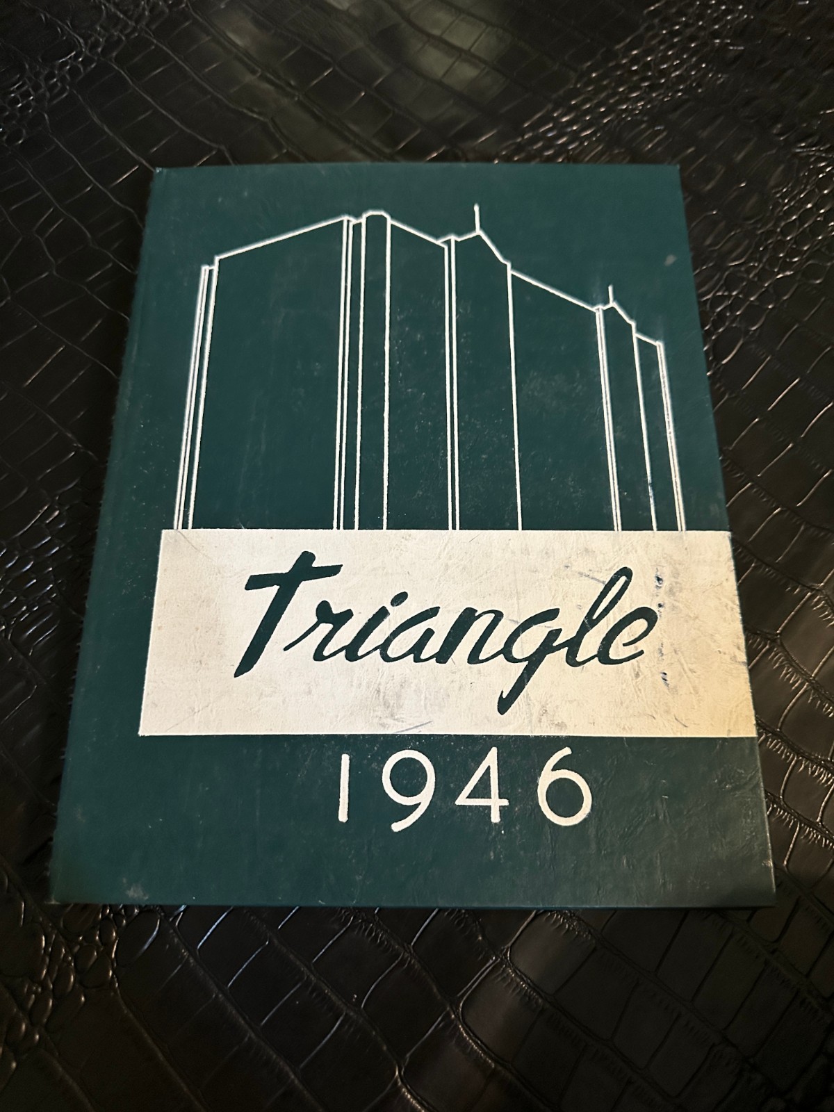 1946 CASS TECH high school annual yearbook (TRIANGLE) DETROIT Michigan