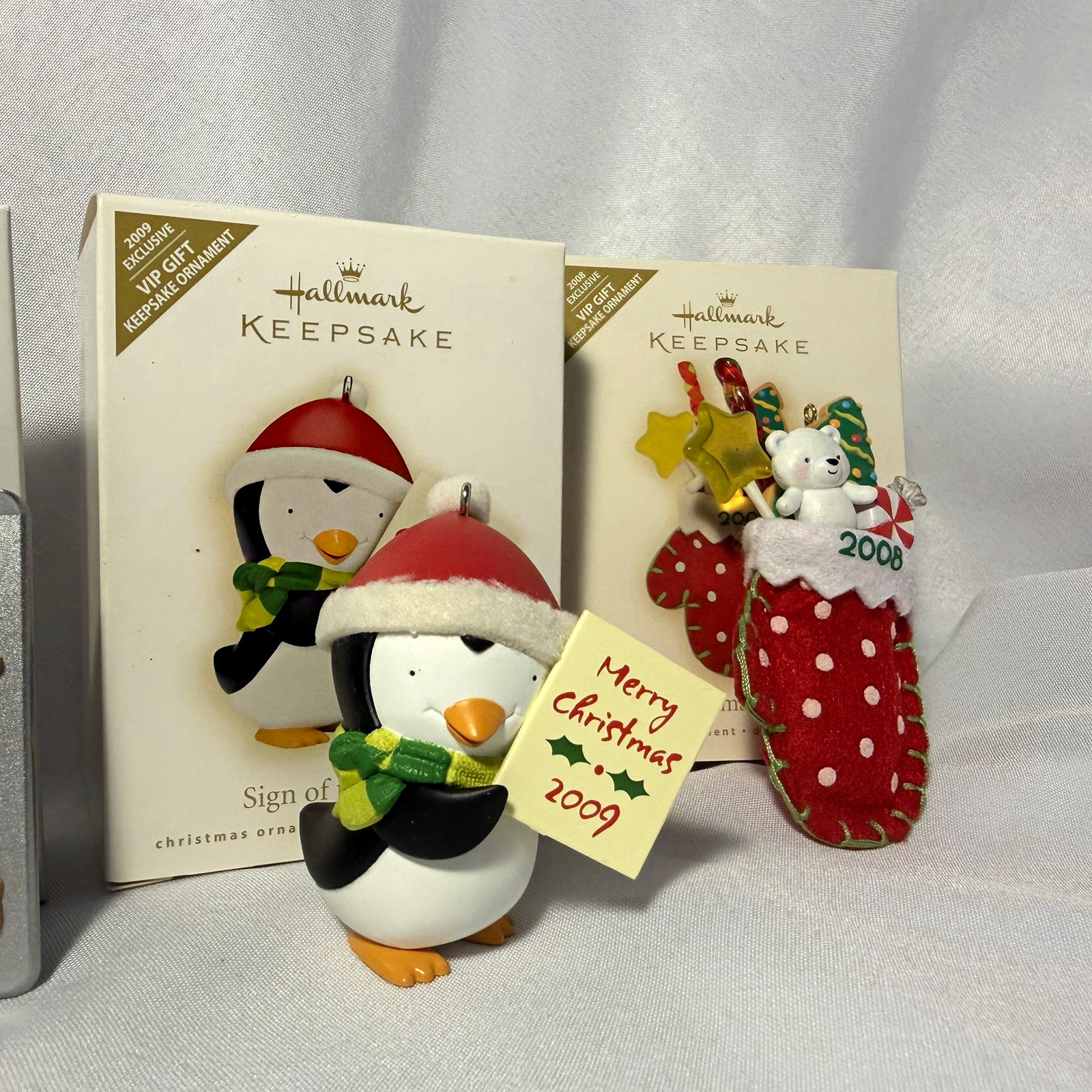 Hallmark Keepsake VIP Gift Ornaments 2008 2009 2010 2011 Lot of 4 w Boxes