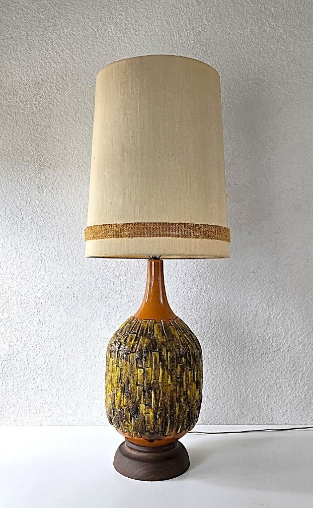 Vintage MCM Brutalist Ceramic Pottery Table Lamp Original Shade 47.5\