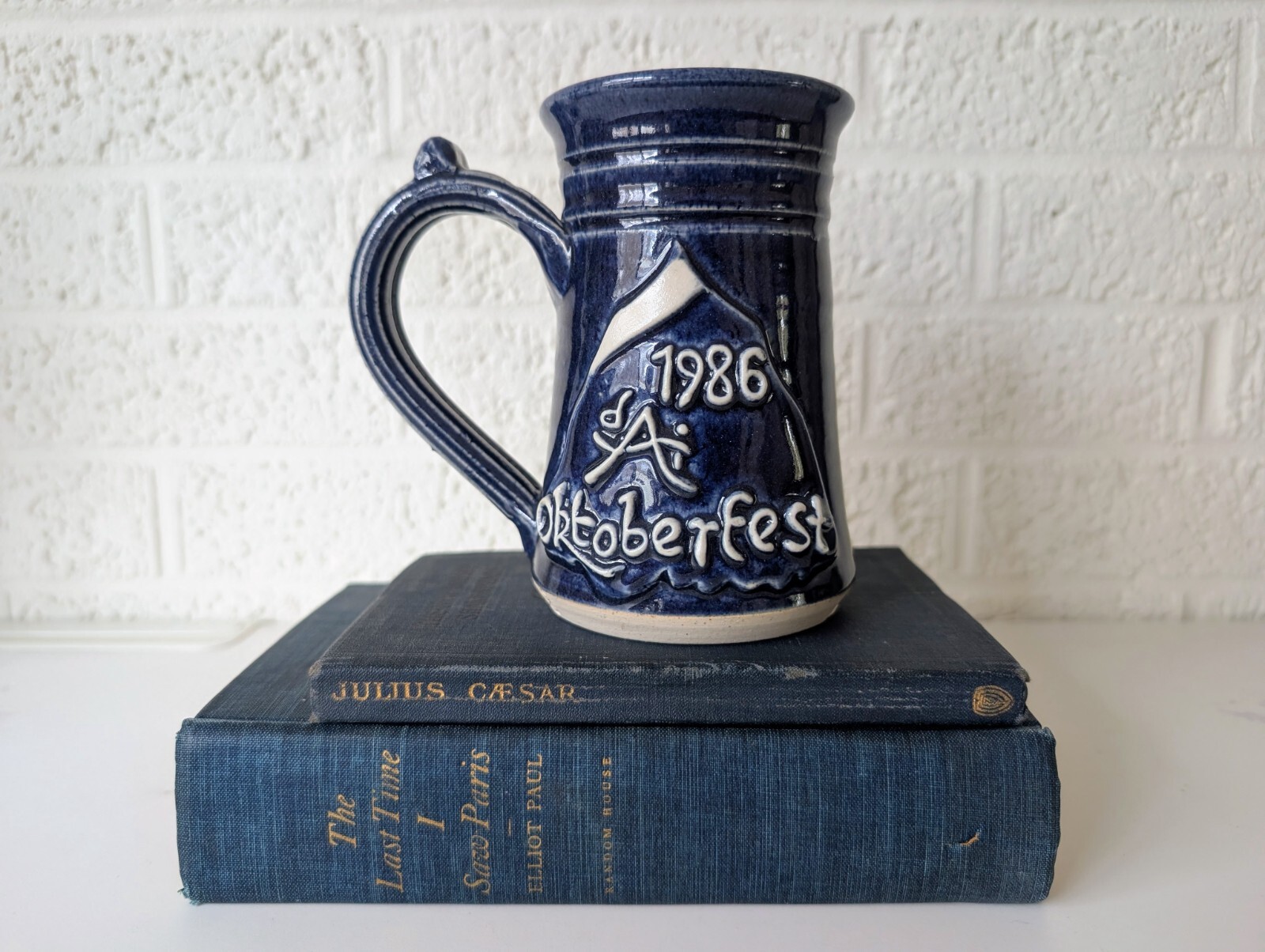 Vintage 1986 Oktoberfest Stein | Healy Pottery Dayton Art Institute Oktoberfest