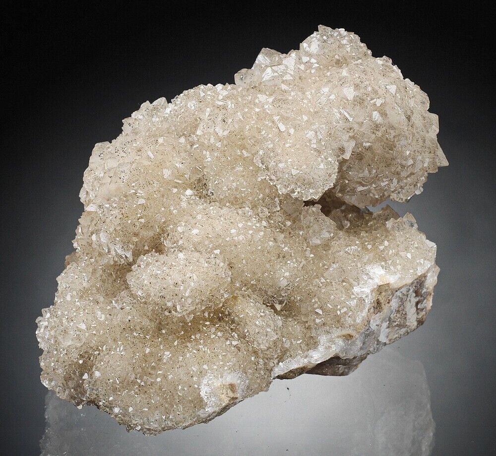 COLEMANITE - lustrous crystals  USA /bj860