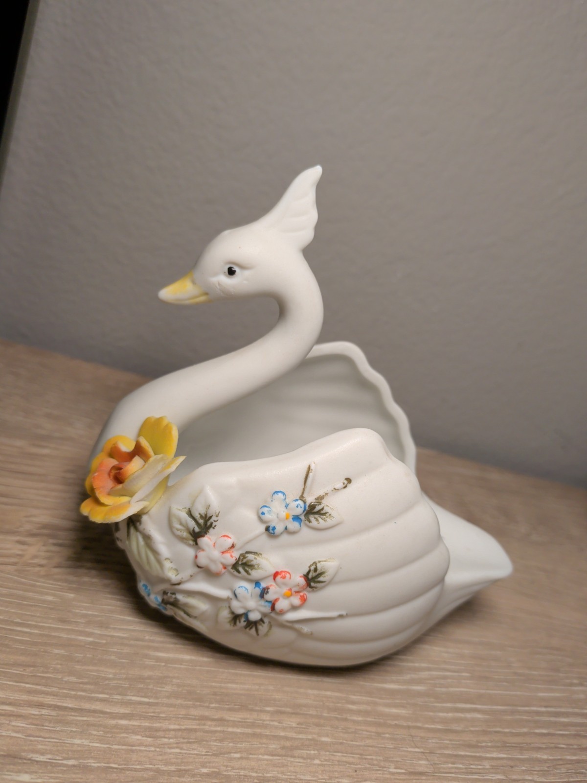 Vintage Norcrest Iridescent Swan Ceramic Planter Applied Flowers MCM Japan N106