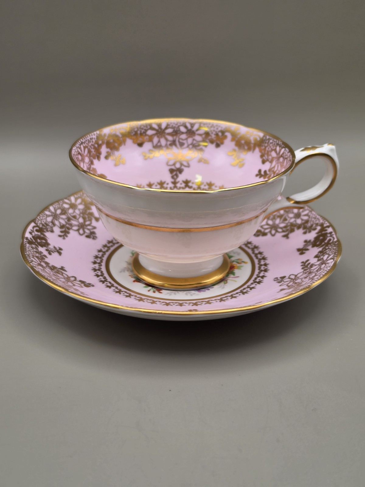 Beautiful Grosvenor bone china teacup and matching saucer, made in England.... Beautiful Grosvenor bone china teacup and matching saucer, made in England....