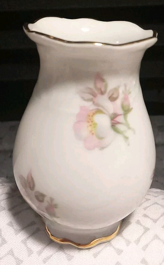 Wild Rose Schumann Auzberg Germany Mini Bud Vase # 59