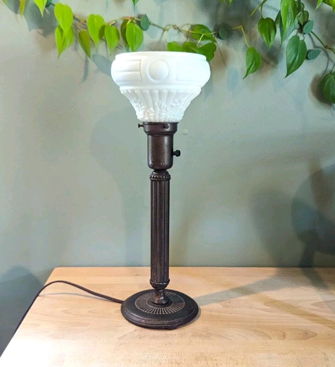 Vintage Rare Art Deco Milkglass Table Lamp Geometric Vine Flower Modernist Art N