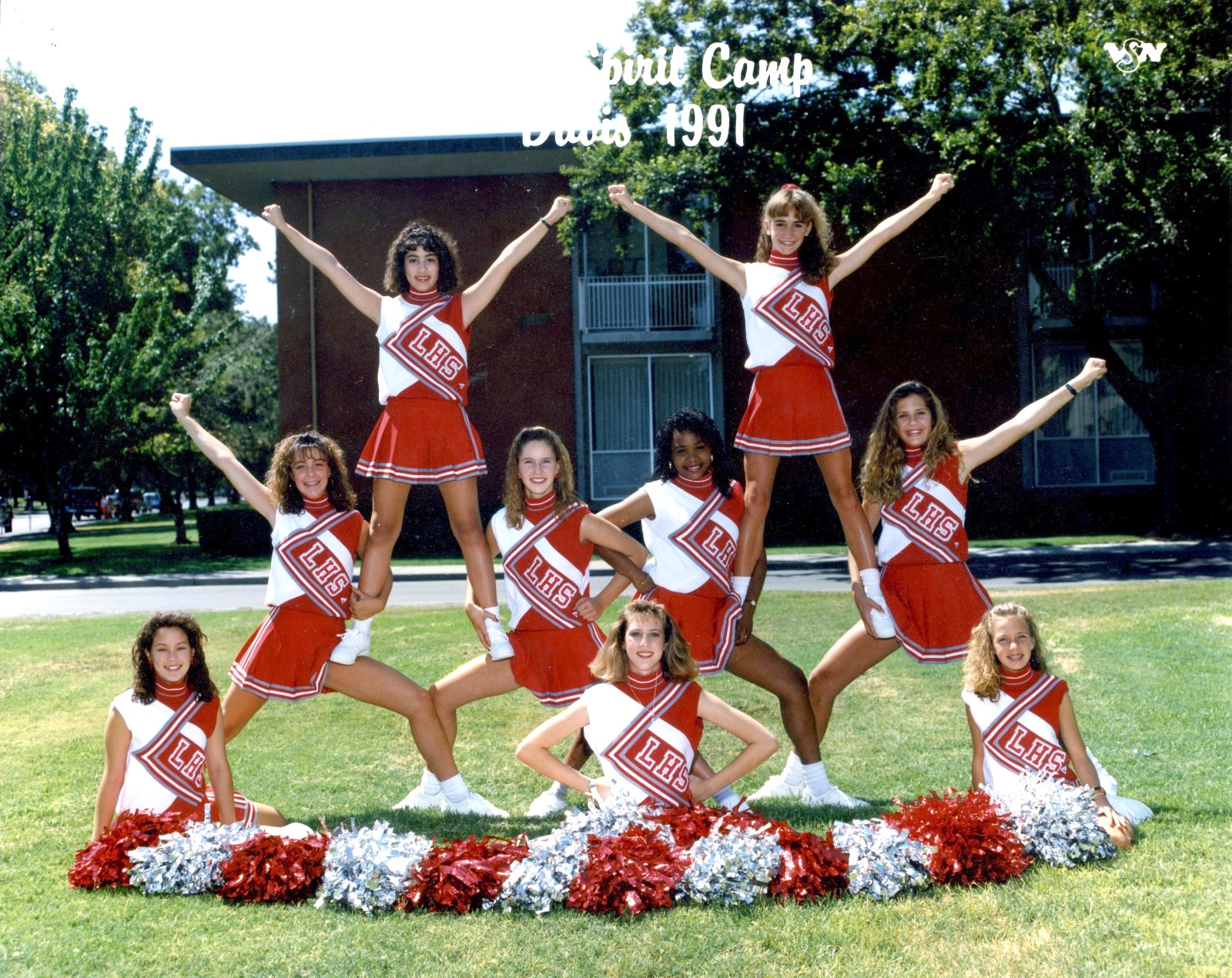 Vintage Girls Cheerleading / Spirit / Cheer Team with Pom, Poms / 1991-Original