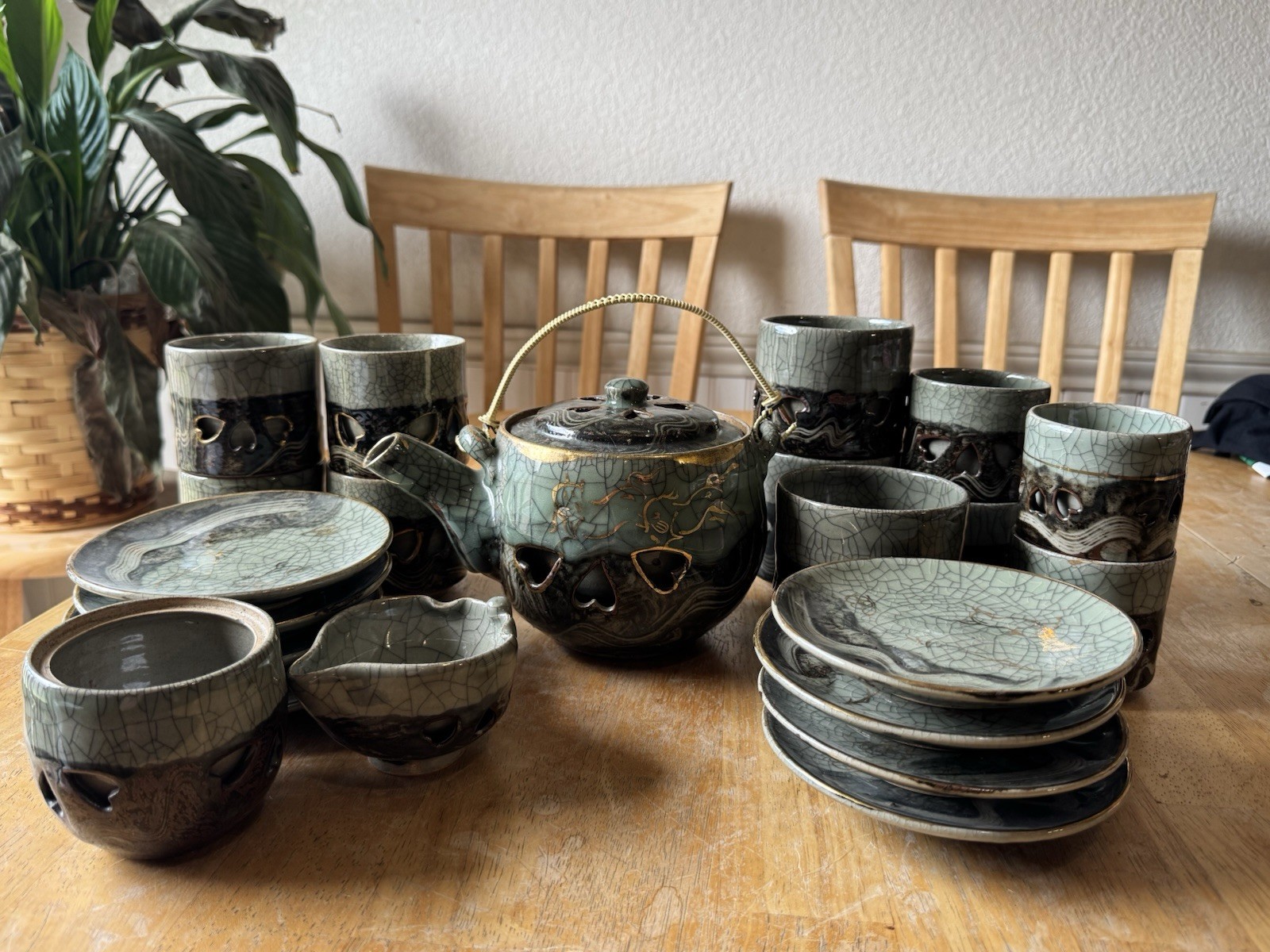 Vintage Otagiri Soma Ware Somayaki Crackle Glaze 22 Peice Tea Set  