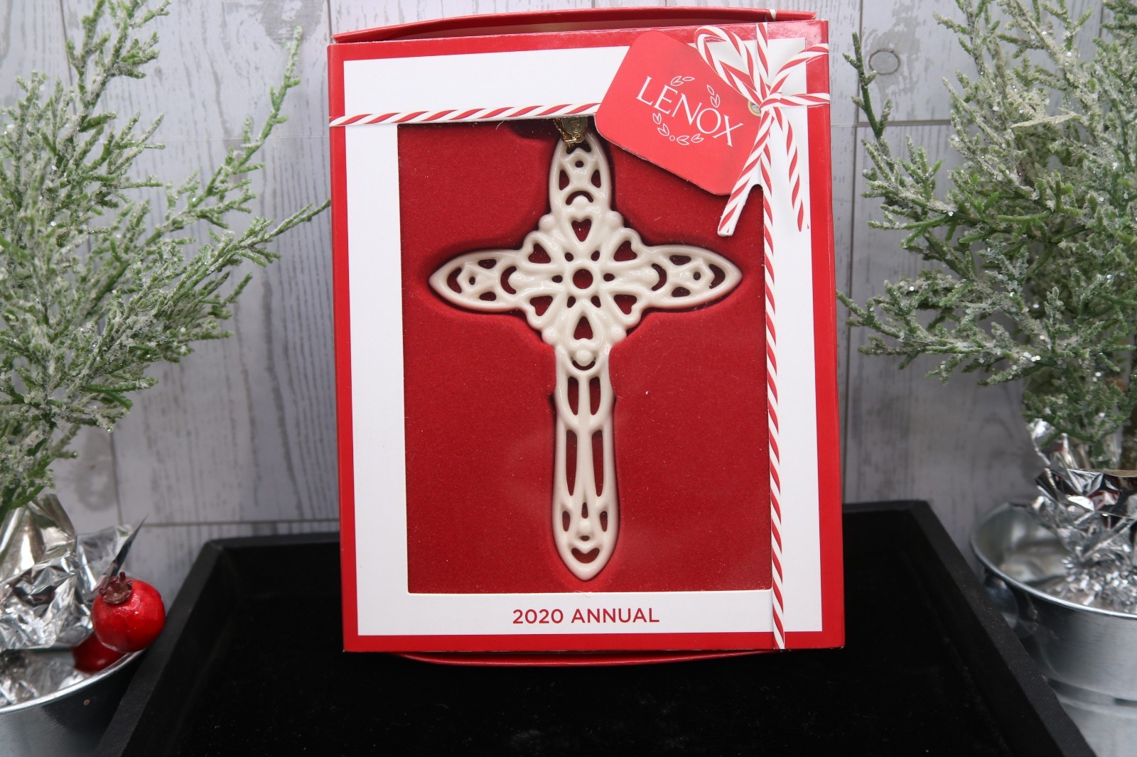 Lenox 2020 Snow Fantasies Cross Christmas Ornament Annual RARE #889963 Lenox 2020 Snow Fantasies Cross Christmas Ornament Annual RARE #889963