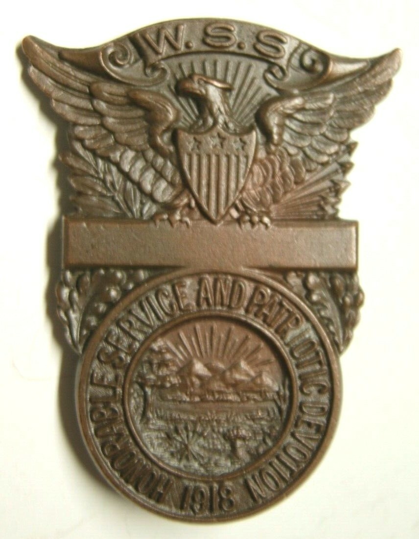 WW1 1918 W.S.S. Bronze Honorable Service Badge -  War Savings Service - PB