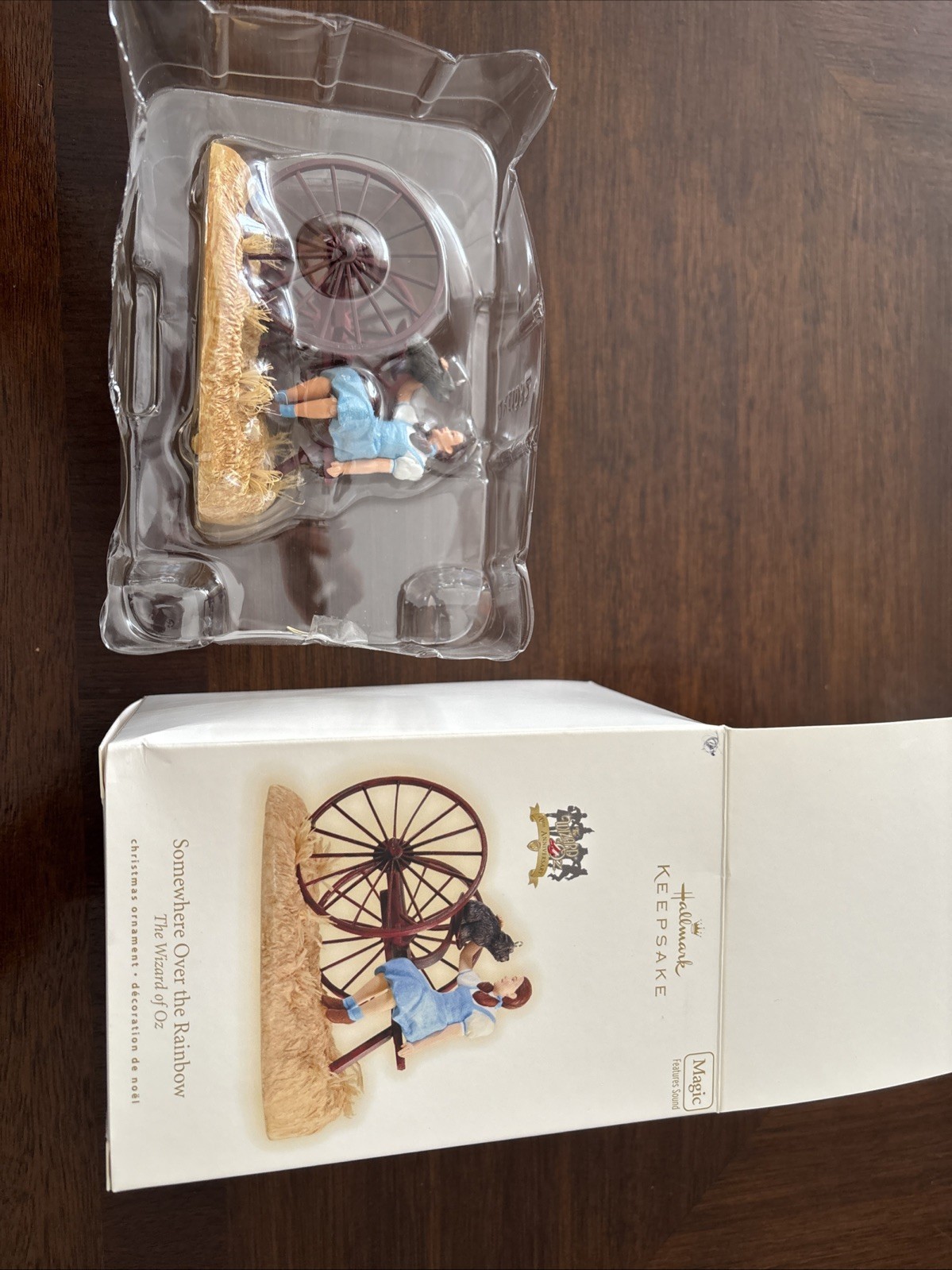 NIB~2009 Hallmark MAGIC Keepsake Ornament 