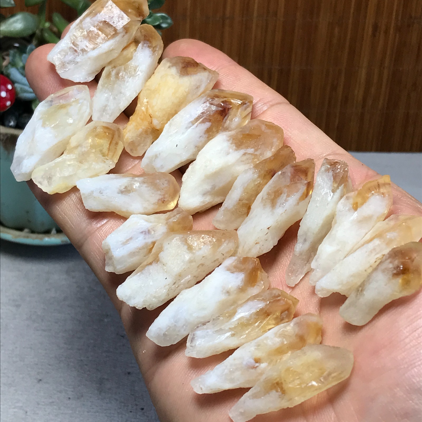 21pcs Natural yellow quartz Crystal gemstone Polish Mineral Specimen 150g A6931