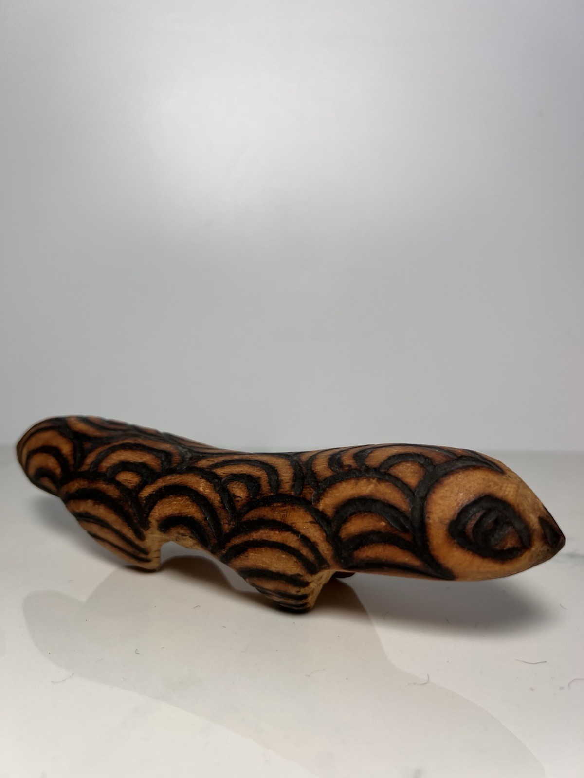 VTG Australian Aboriginal Lizard Figurine Hand Carved Pokerwork
