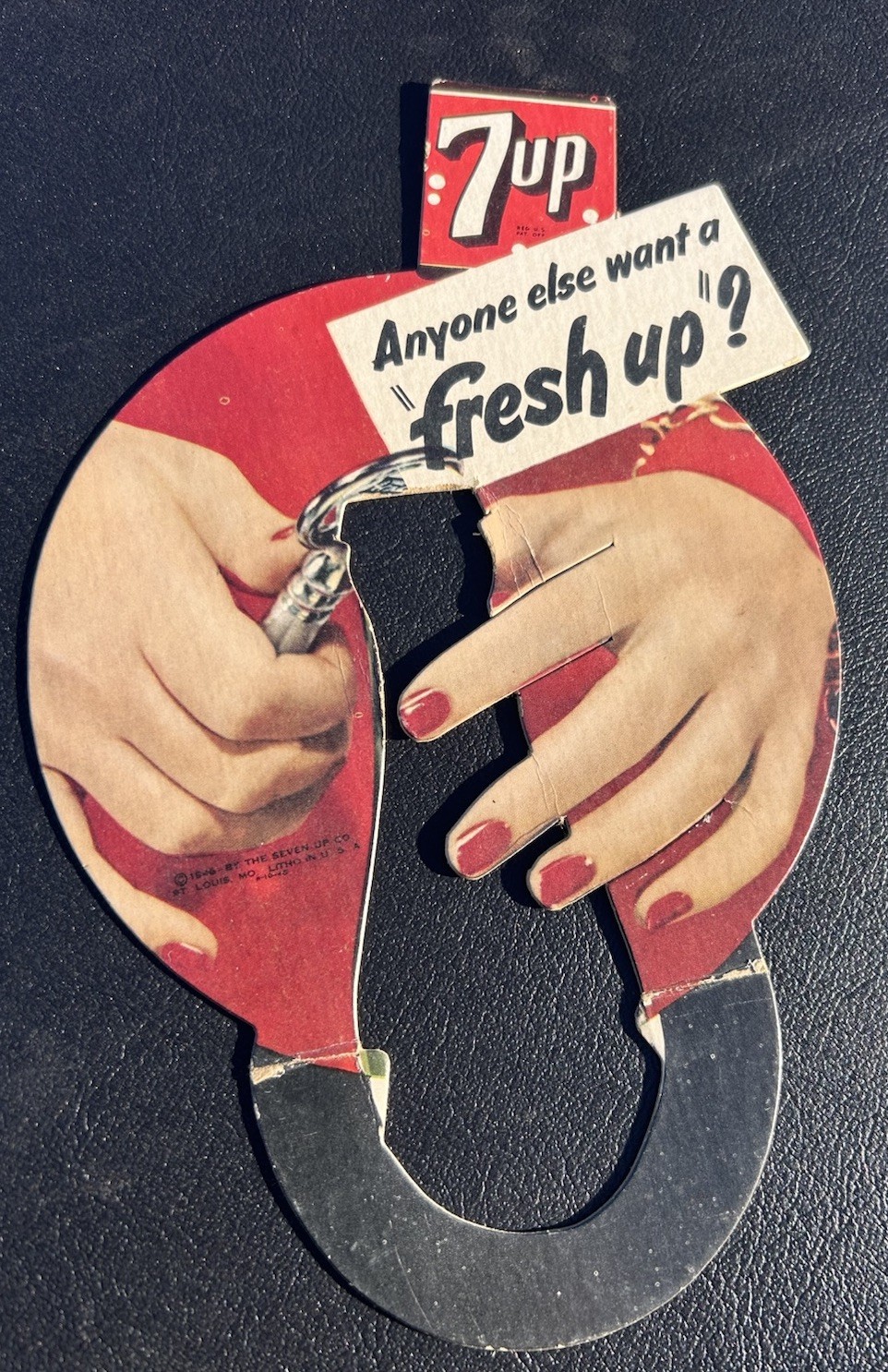 Vintage 1946 7UP Soda Bottle Topper ANYONE ELSE WANT A FRESH UP *As Is*