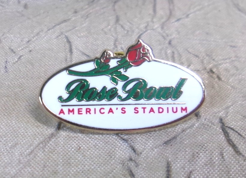 ROSE BOWL America\'s Stadium Lapel Pin Pasadena California New Design One