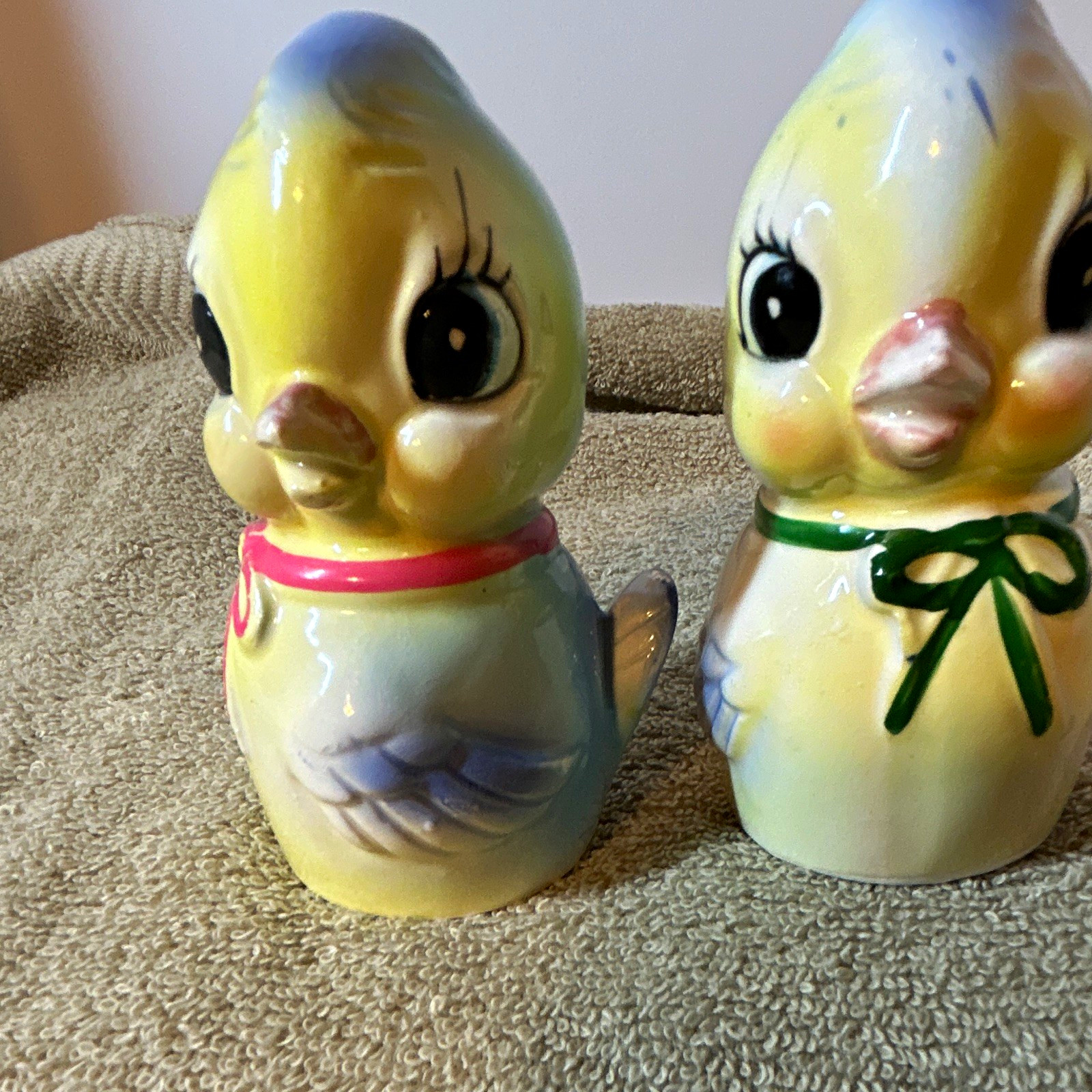 Commodore Vintage Japan Ceramic Bird Salt & Pepper Shakers Set 2pc 4 in S6