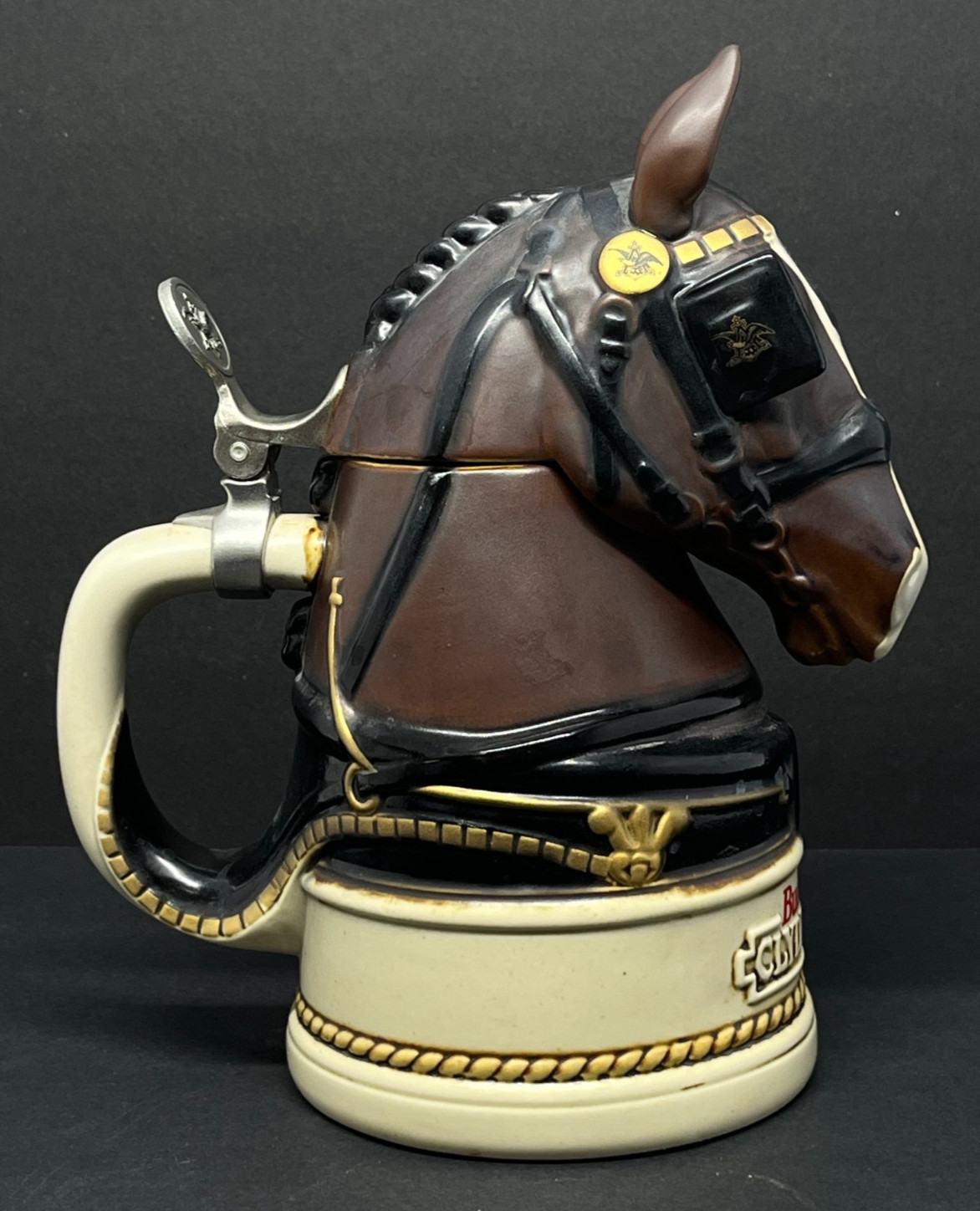 VTG Anheuser-Busch Collectors Club 1996 Members Only Stein \
