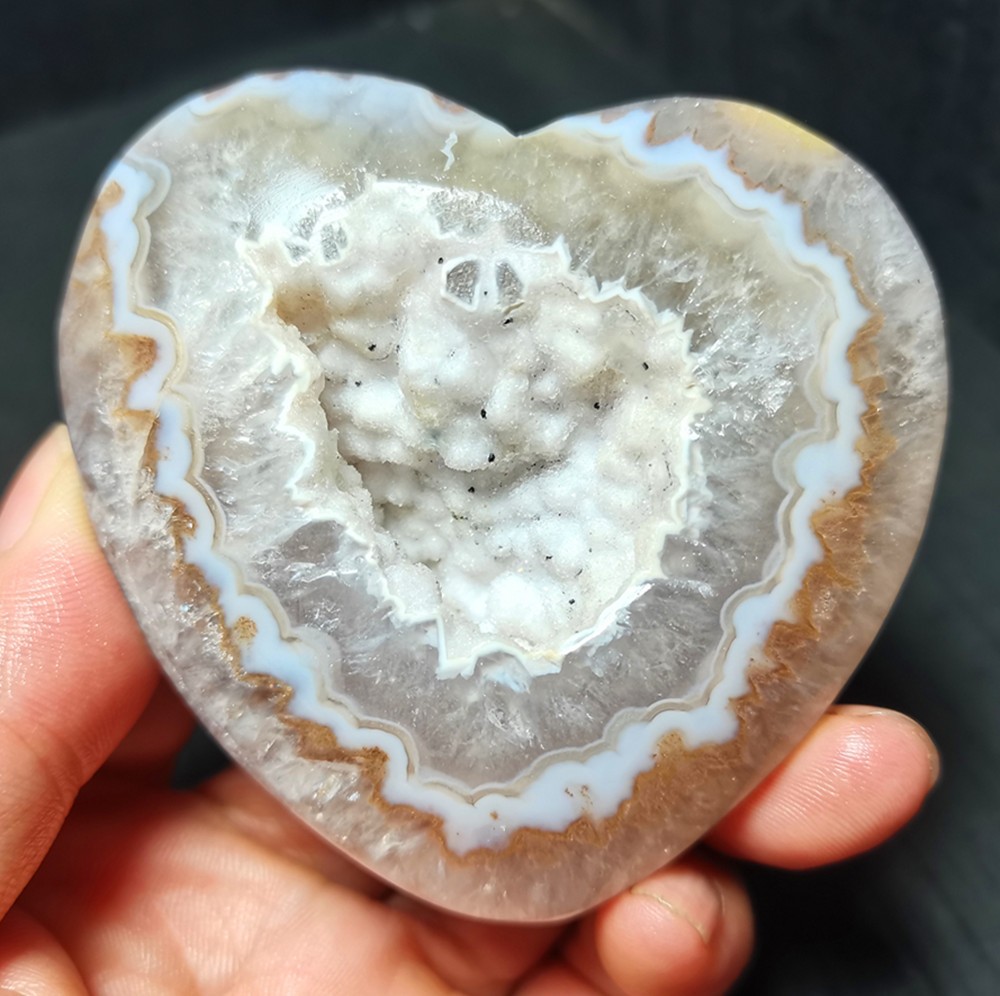 TOP 170G Natural Agate Geode Quartz  Crystal Heart Healing  WD2357