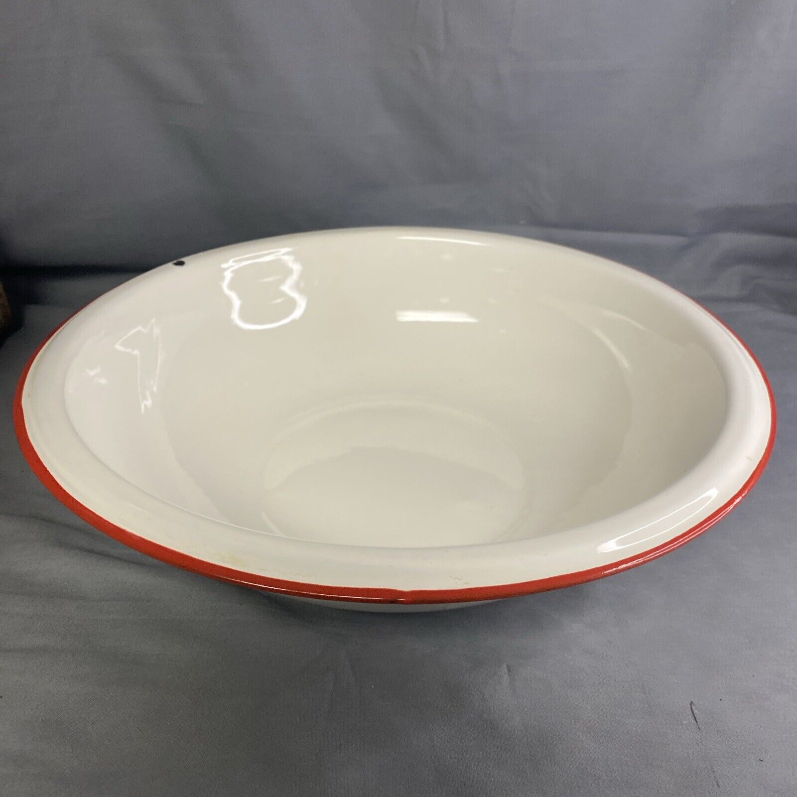 Vintage Enamelware With Red Trim Basin Farm House Round Wash Bowl  13”