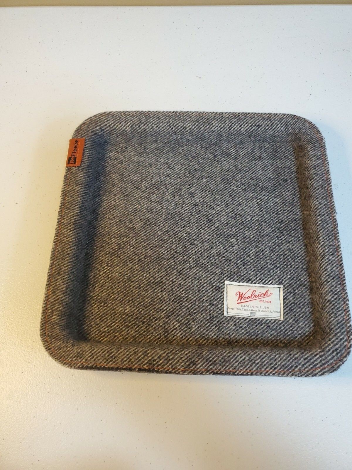 RARE Vtg Woolrich Advertising Wool Tray Basket Gray 10 Inch x 10 Inch ReFleece