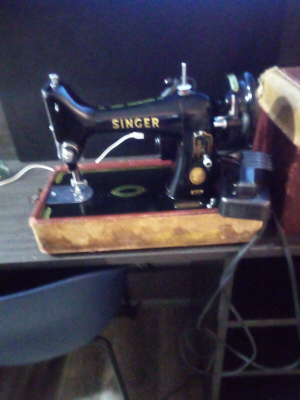 Vtg 1956 SINGER 99k Sewing Machine w/ Case & Foot Pedal Black
