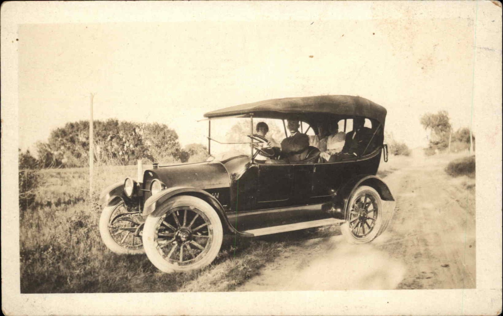 Family in Early Classic Car AMATEUR PHOTOGRAPHY RPPC