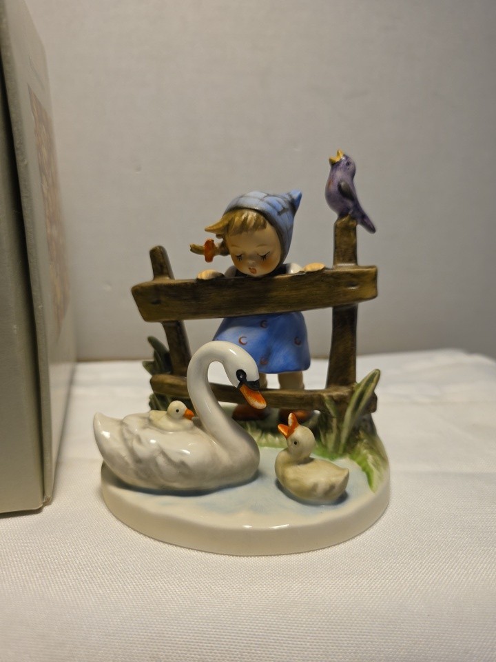Goebel Hummel #344 Feather Friends Figurine VINTAGE 1956 Girls Swan & Ducklings