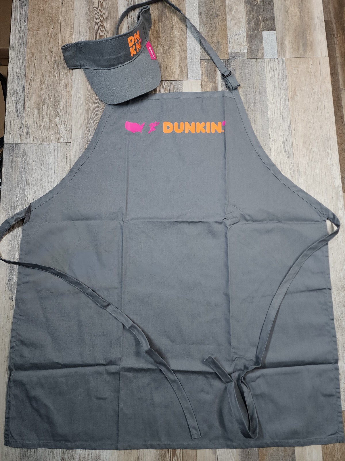 New No Tags Dunkin Donuts Set Uniform Apron S/M +Adult Visor Gray