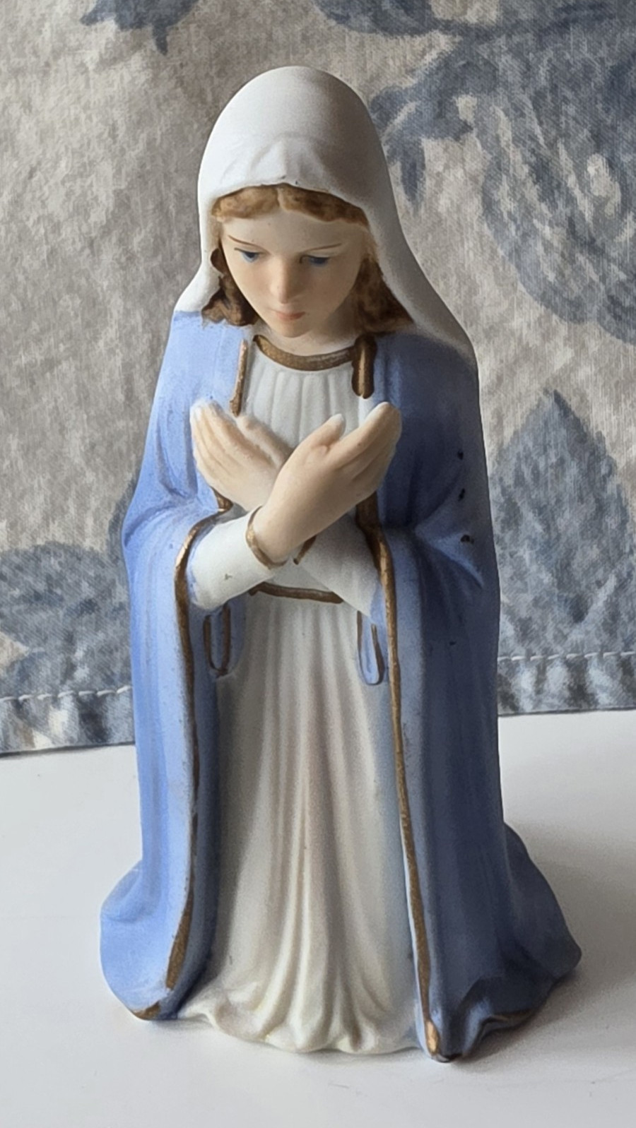 Handmade Hand Painted Virgin Mary Vintage Arnat Imports Handmade Hand Painted Virgin Mary Vintage Arnat Imports