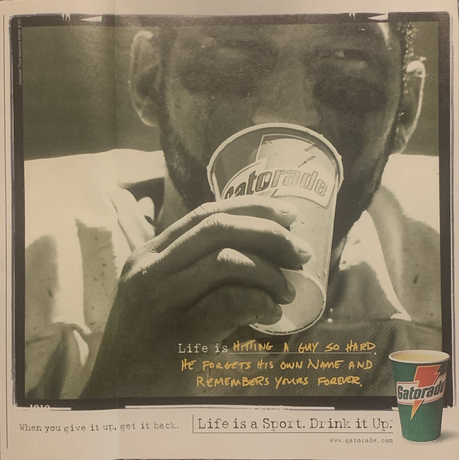 1997 Gatorade Sports Drink PRINT AD Football Player Cup Thirst Quencher VTG 90s