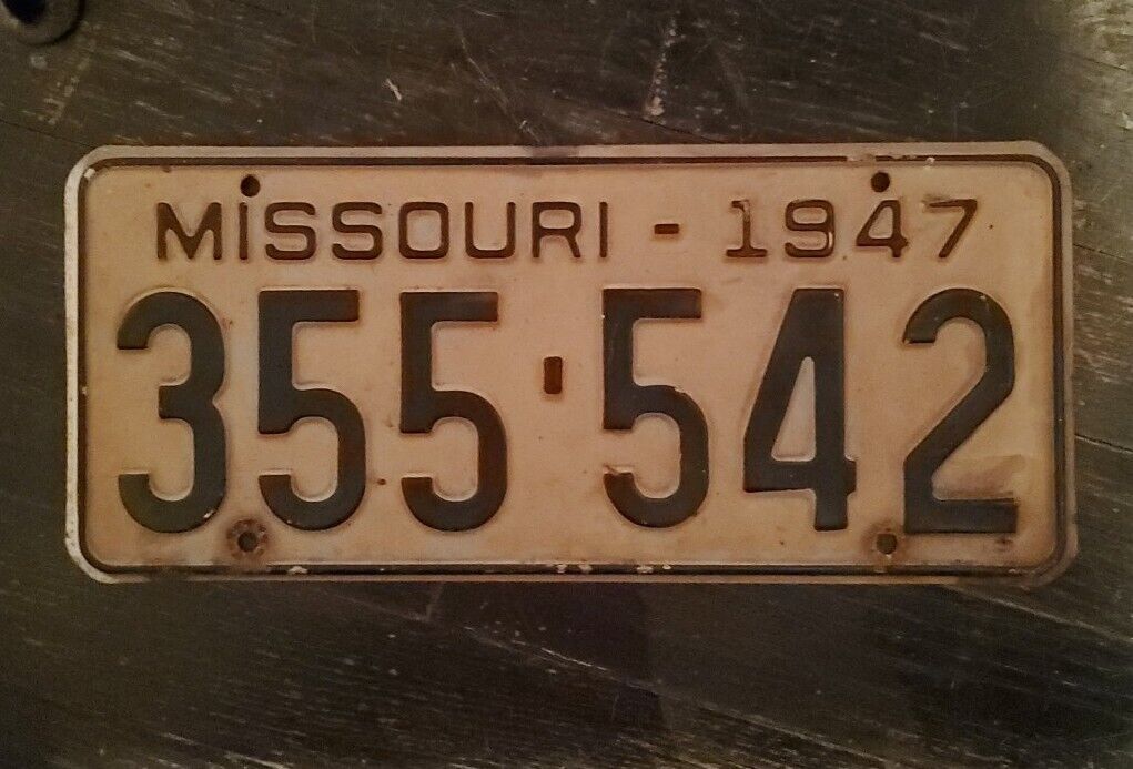 1947 Missouri Passenger License Plate # 355 542 Black On Tan Car Auto Man Cave